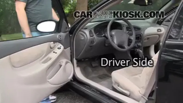 2000 Oldsmobile Alero GL 3.4L V6 Sedan (4 Door) Fusible (intérieur) Remplacement